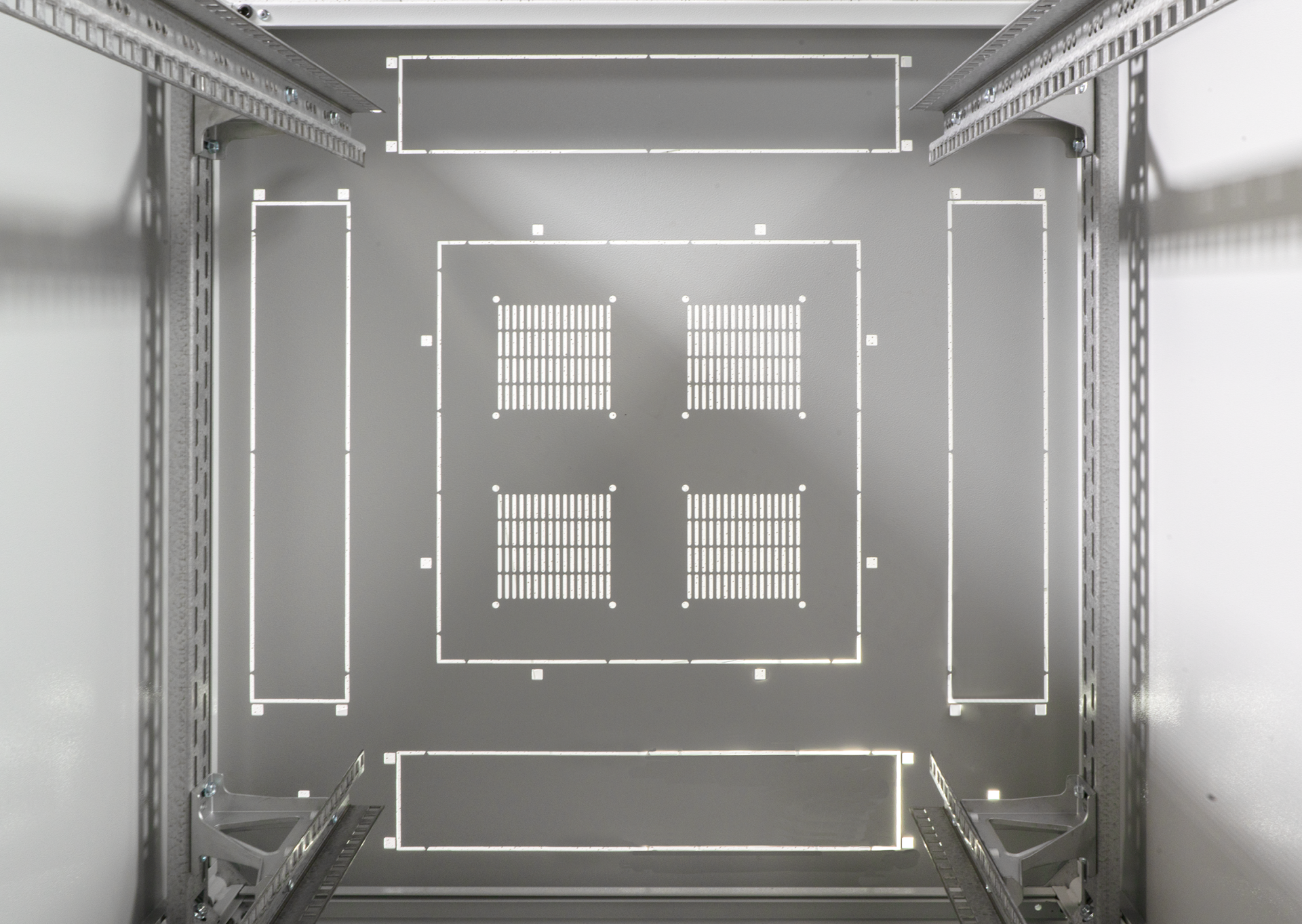 19" Netzwerkschrank PRO 24HE, 800x1000 mm, RAL7035, Rücktür mit Schwenkhebel